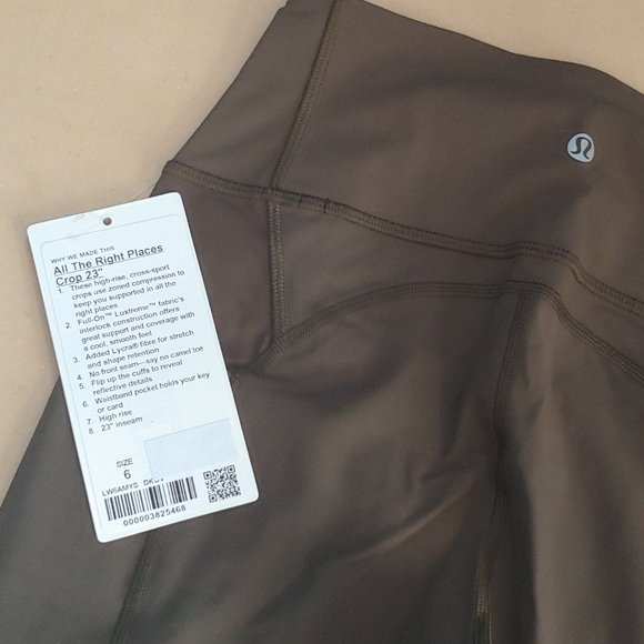 NWT Lululemon All the right places 23" - Picture 5 of 11